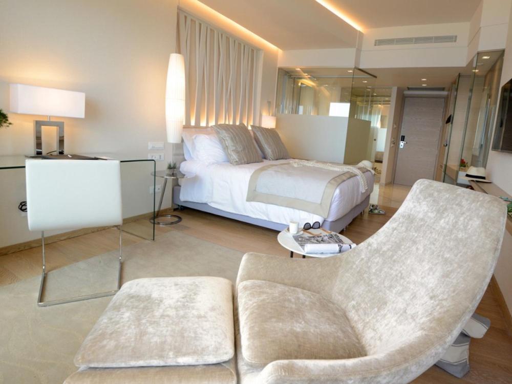 Resort Abav2 By Rodos Palace *